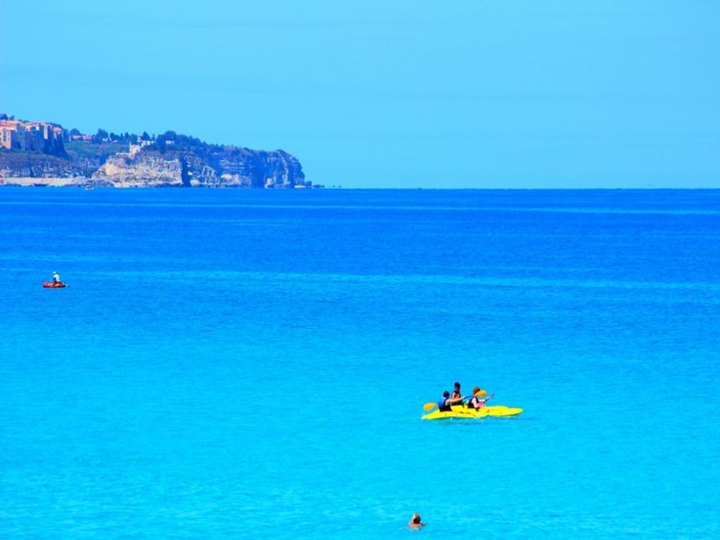 Blu Tropical Resort Zambrone Εξωτερικό φωτογραφία